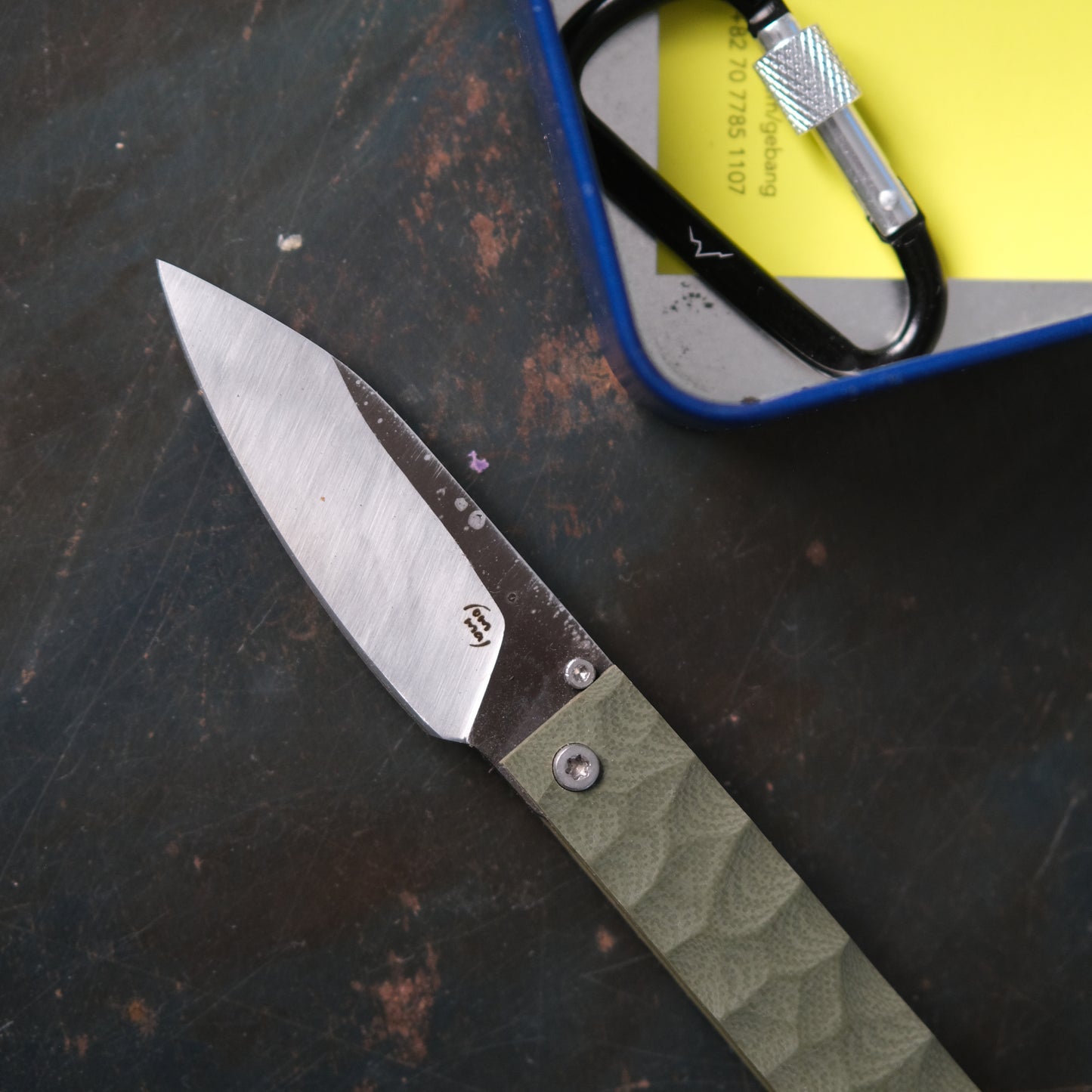 YOBO • COUTEAU PLIANT KAKI