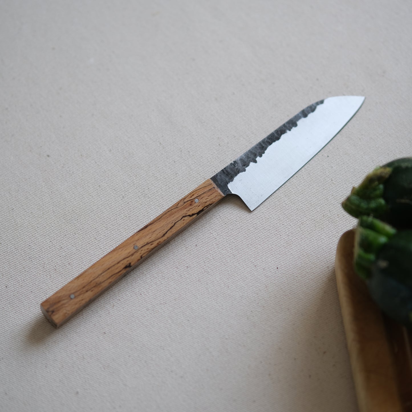NALMADA MINI • COUTEAU D'OFFICE HÊTRE ÉCHAUFFÉ