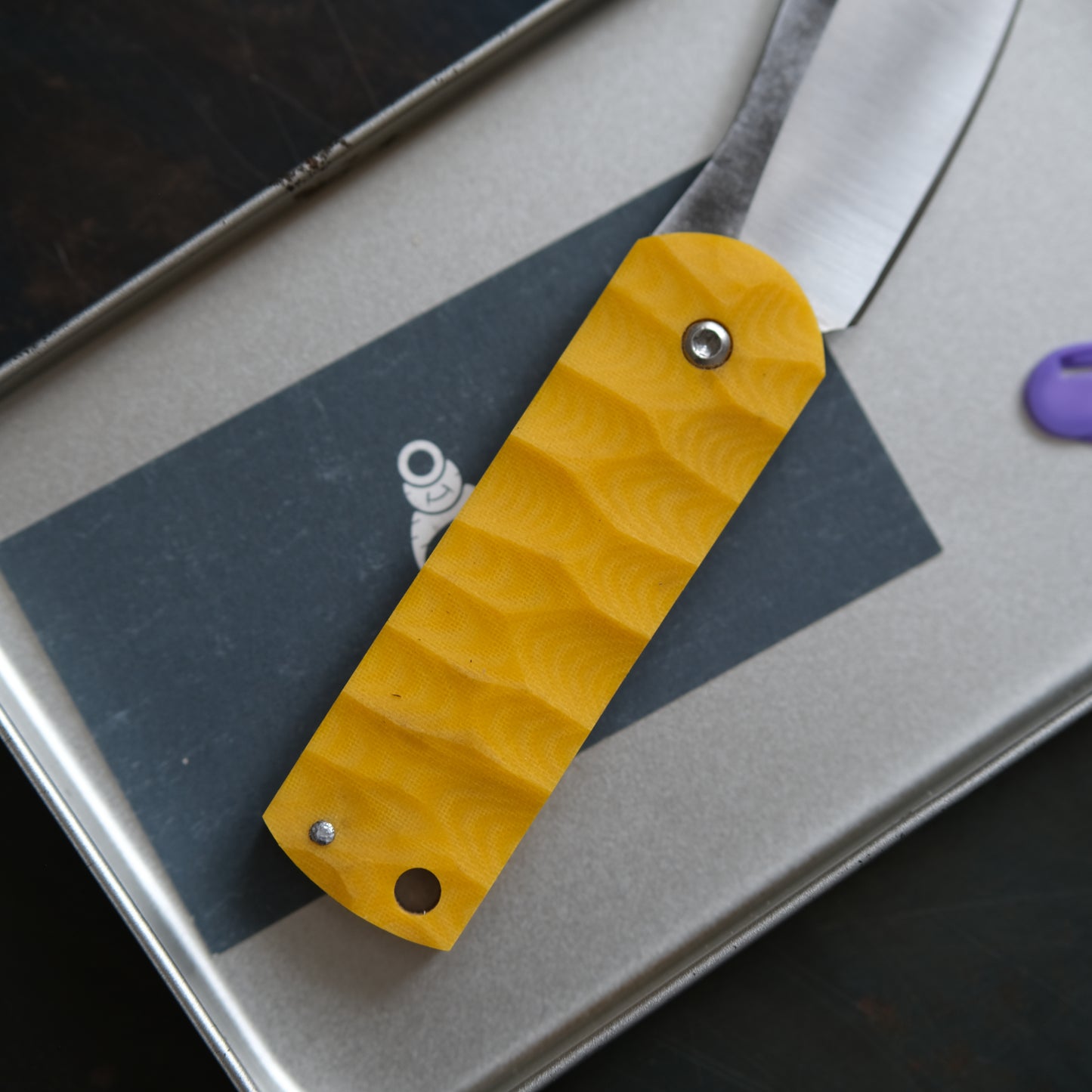 CHINGU • COUTEAU DE POCHE JAUNE