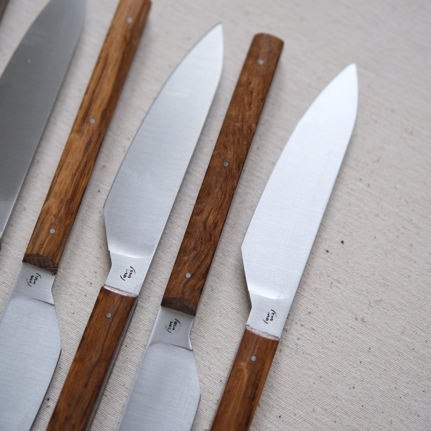 SIKSA • COFFRET DE COUTEAUX DE TABLE CHÊNE
