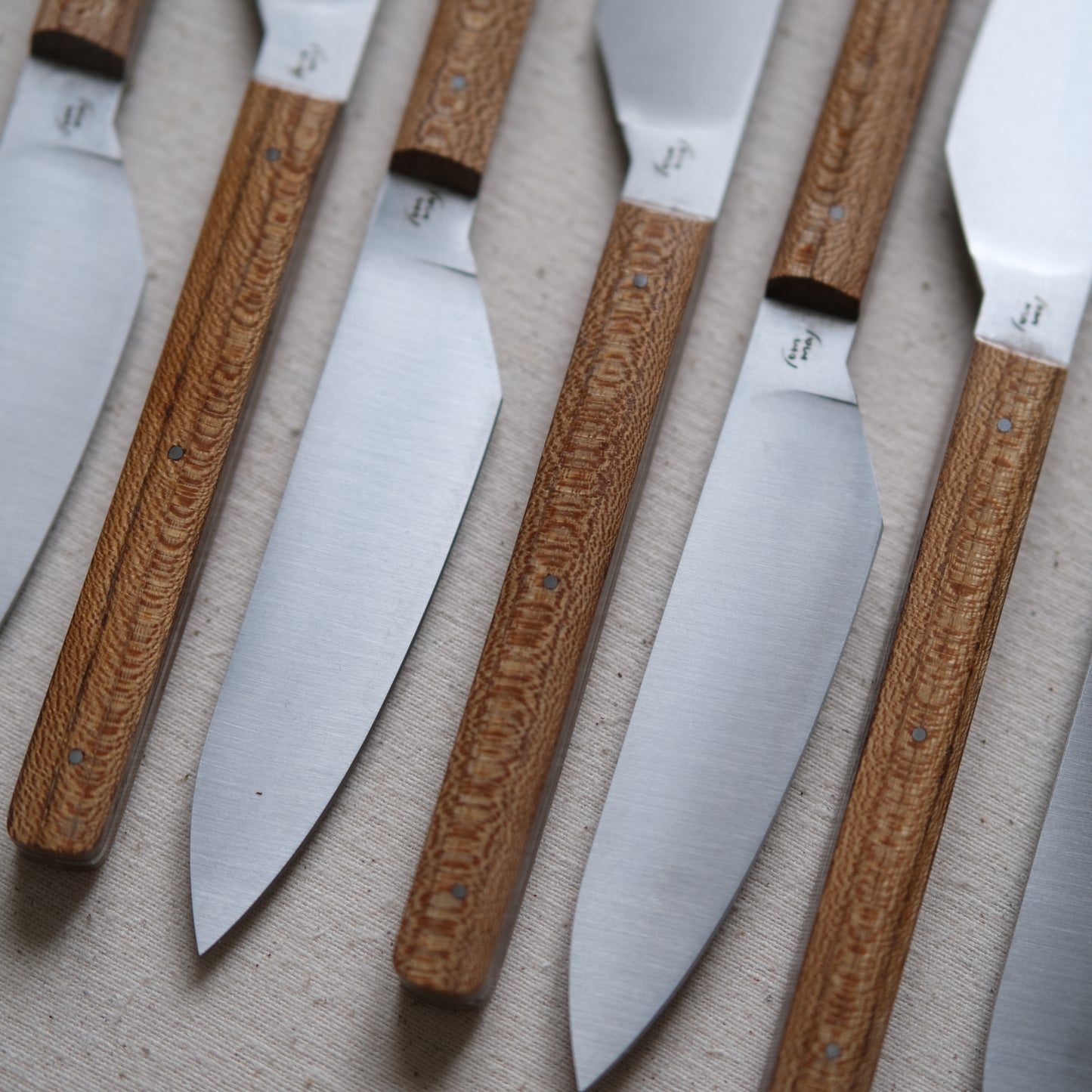 SIKSA • COFFRET DE COUTEAUX DE TABLE PLATANE
