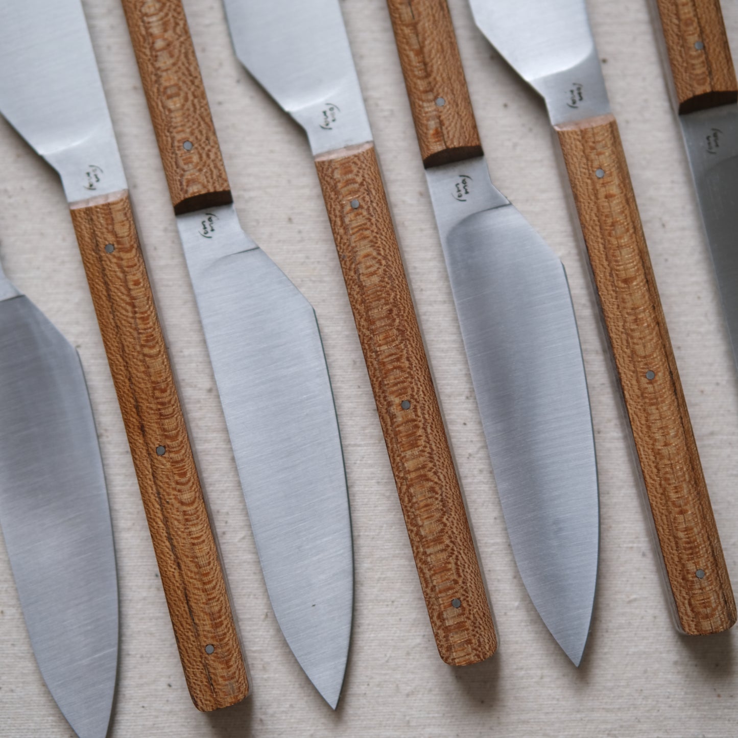 SIKSA • COFFRET DE COUTEAUX DE TABLE PLATANE