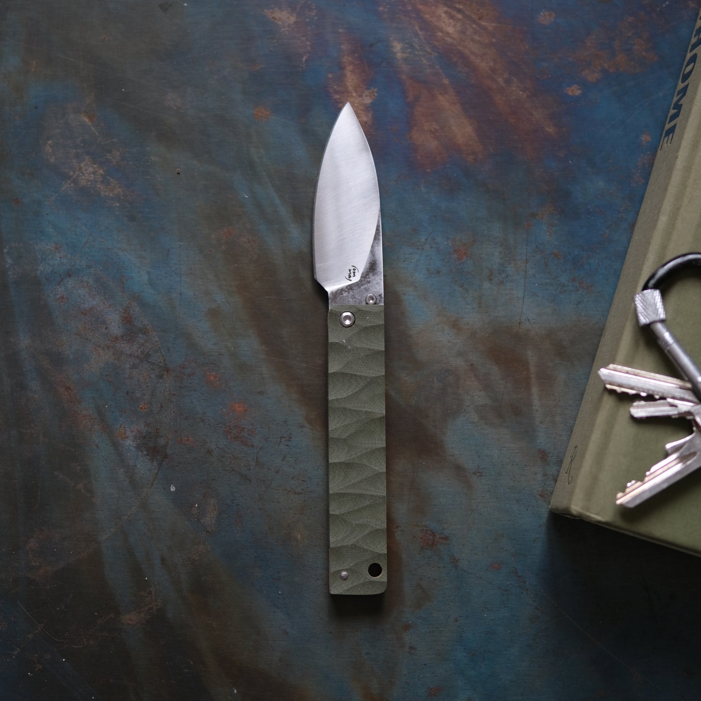 YOBO • COUTEAU PLIANT KAKI
