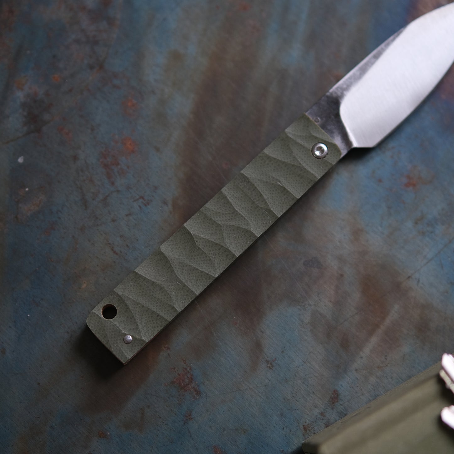 YOBO • COUTEAU PLIANT KAKI