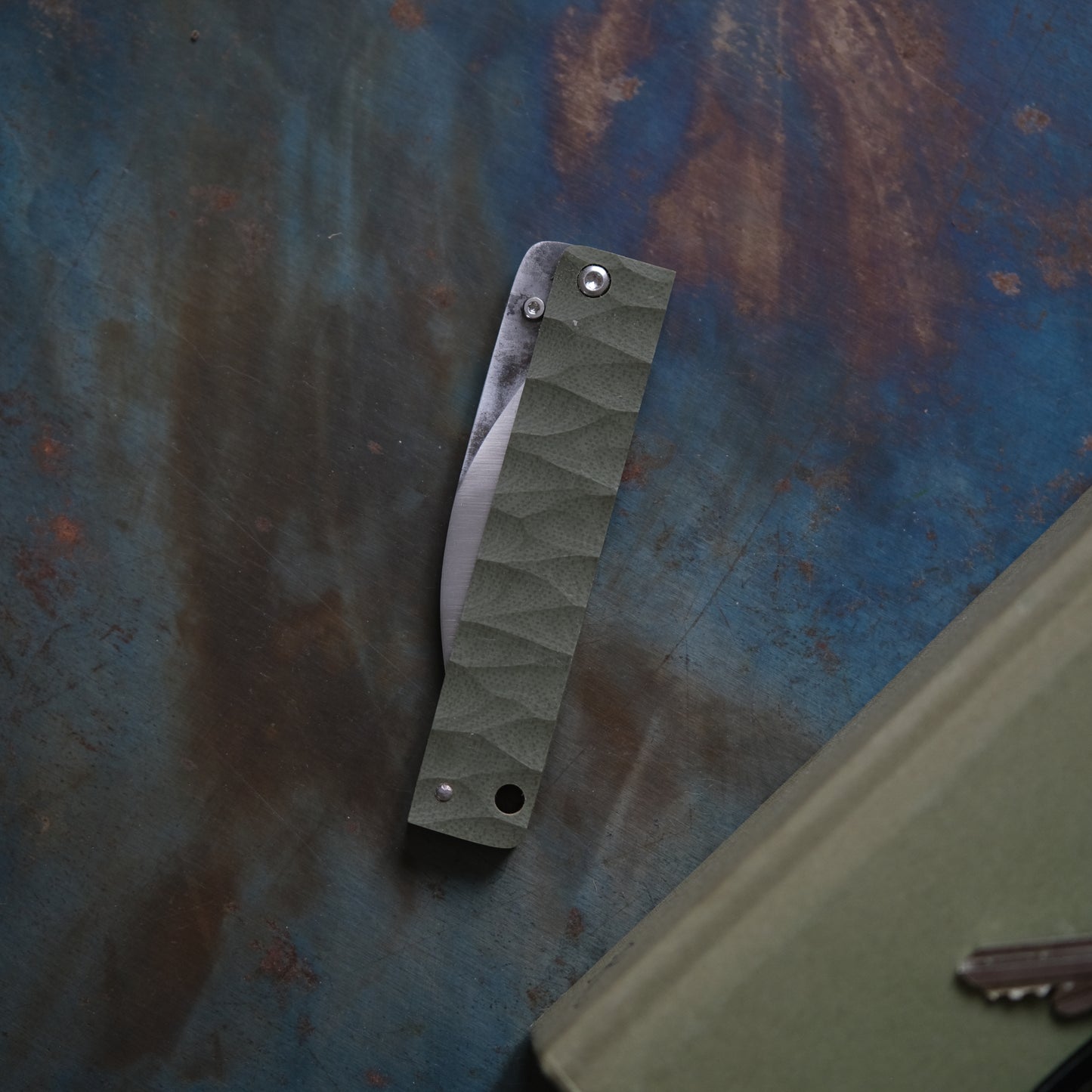 YOBO • COUTEAU PLIANT KAKI