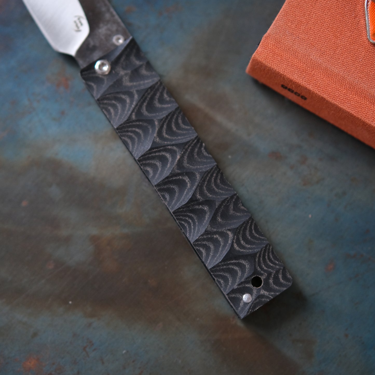 YOBO • COUTEAU PLIANT NOIR
