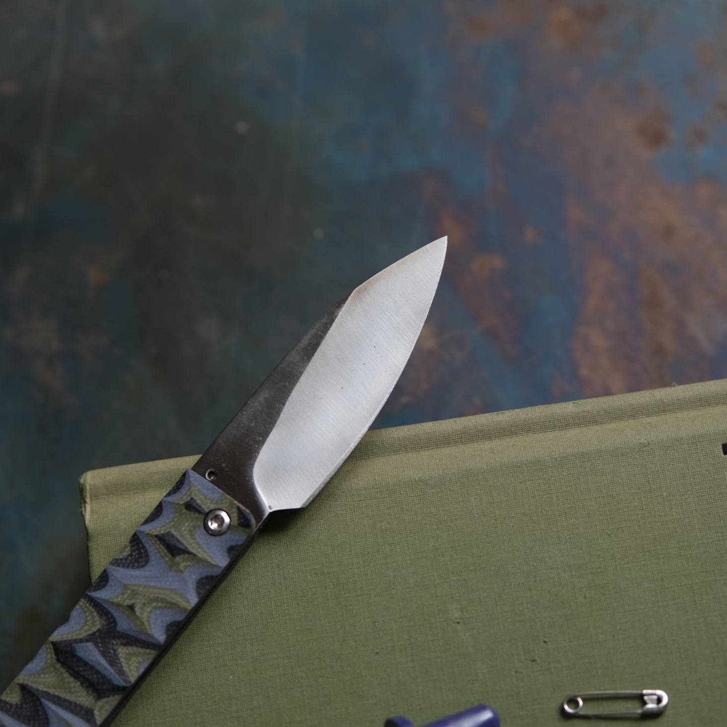 YOBO • COUTEAU PLIANT CAMO