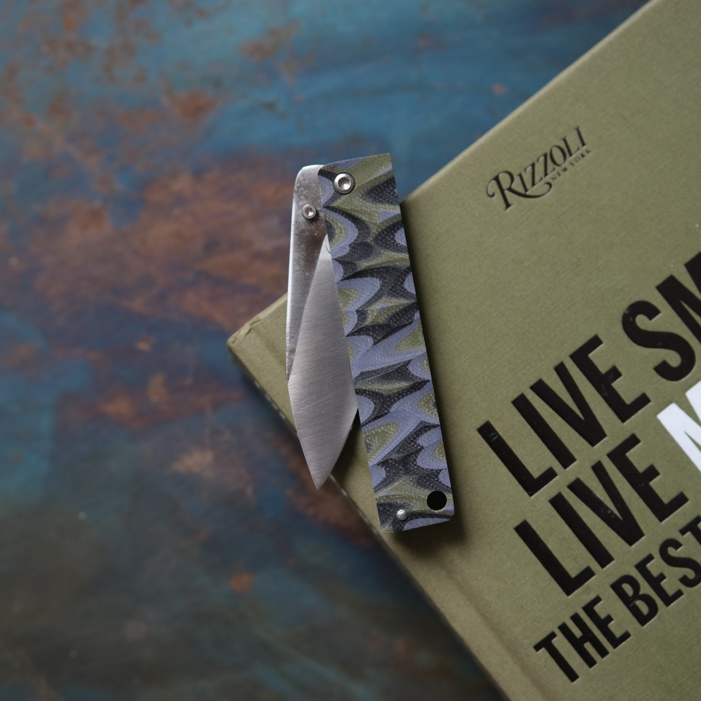 YOBO • COUTEAU PLIANT CAMO