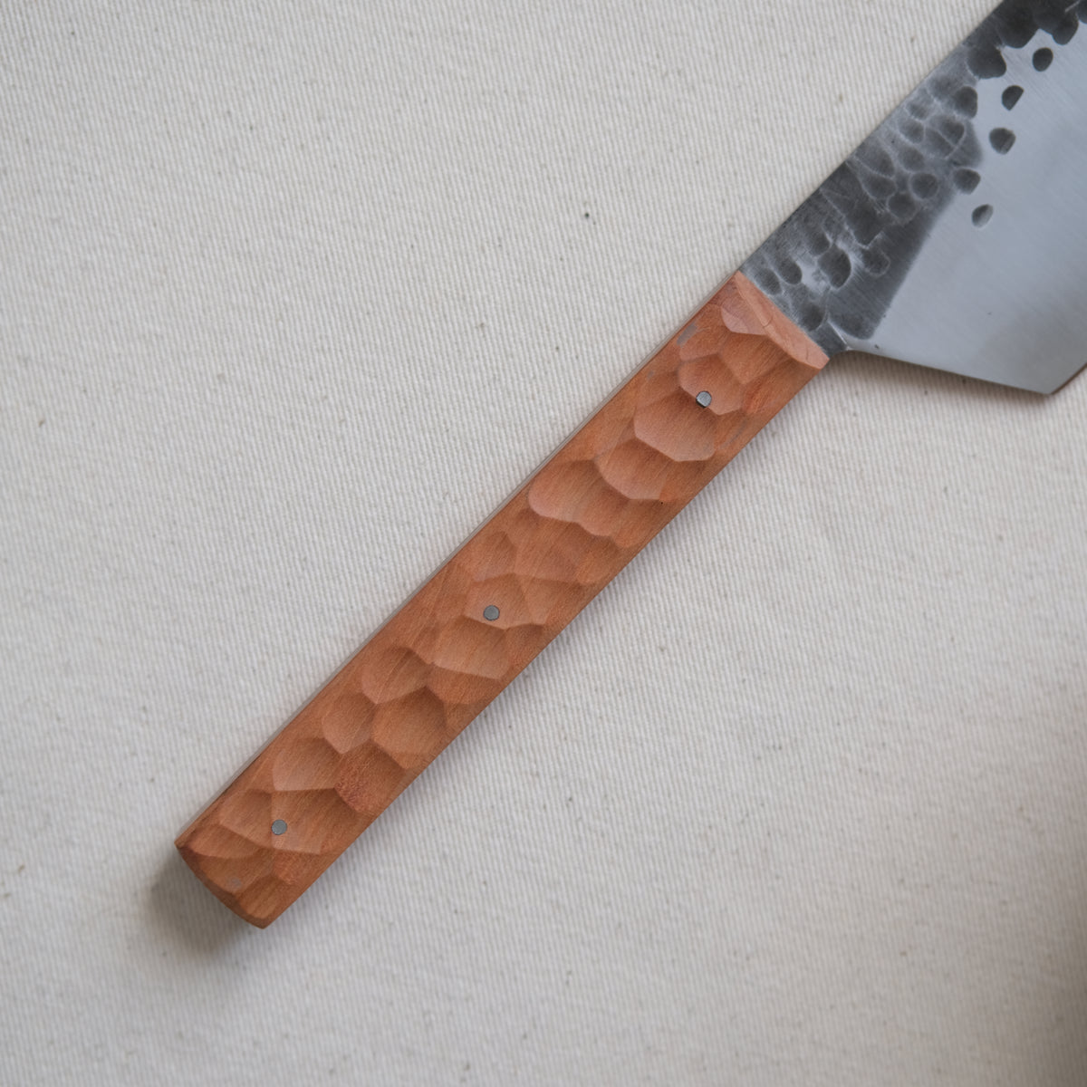YOLISA • COUTEAU DE CHEF POIRIER TEXTURÉ