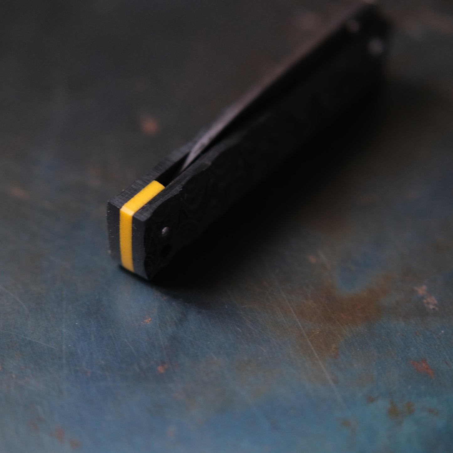 YOBO • COUTEAU PLIANT NOIR