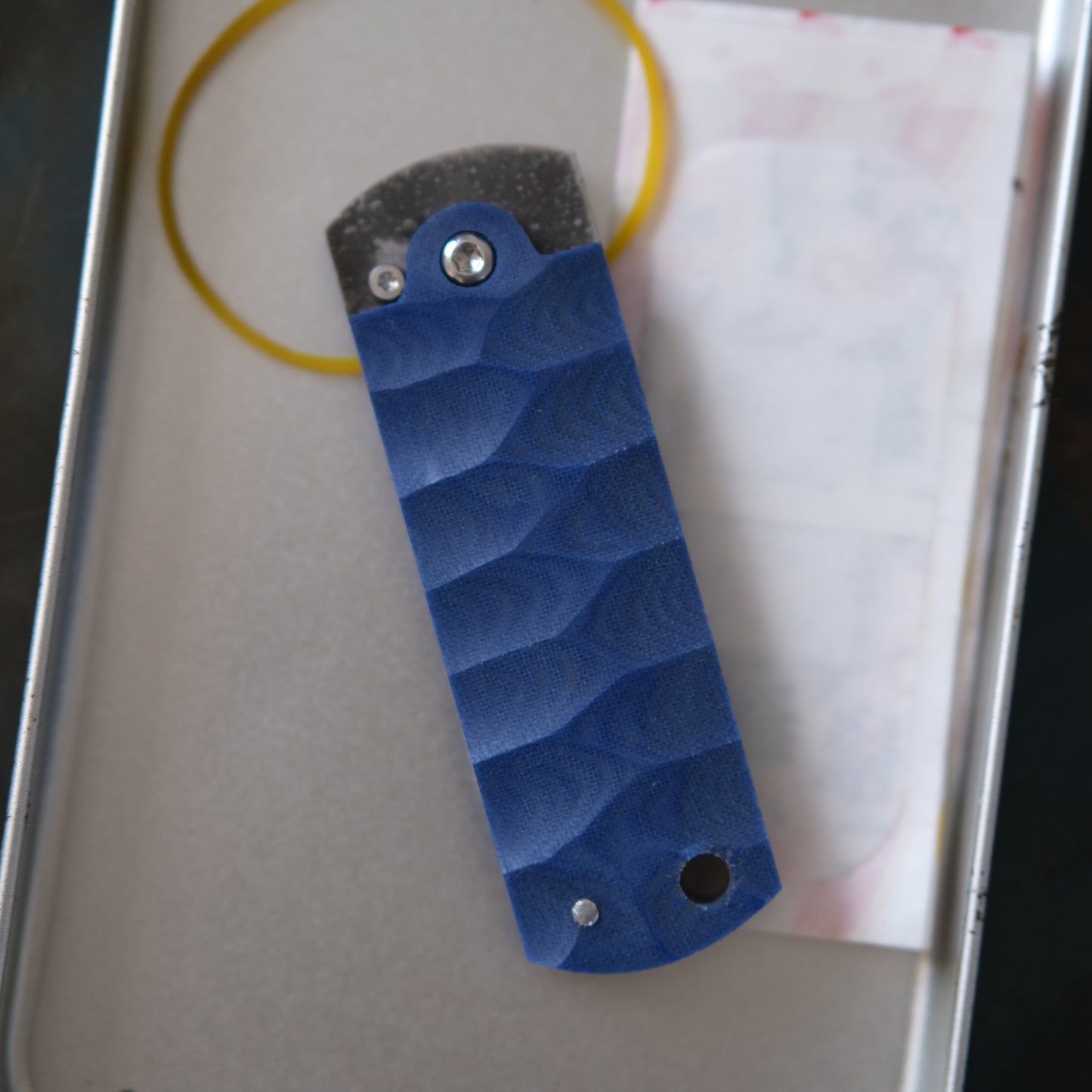 SUNBAE • CUTTER PLIANT BLEU