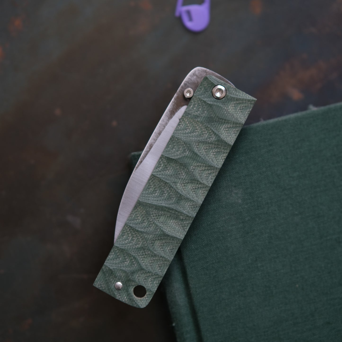 YOBO • COUTEAU PLIANT VERT SAPIN