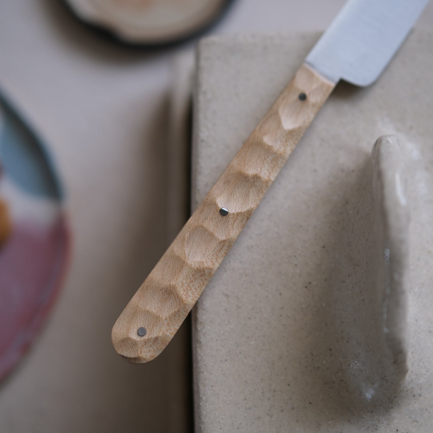 BOTO • COUTEAU À BEURRE HÊTRE TEXTURÉ