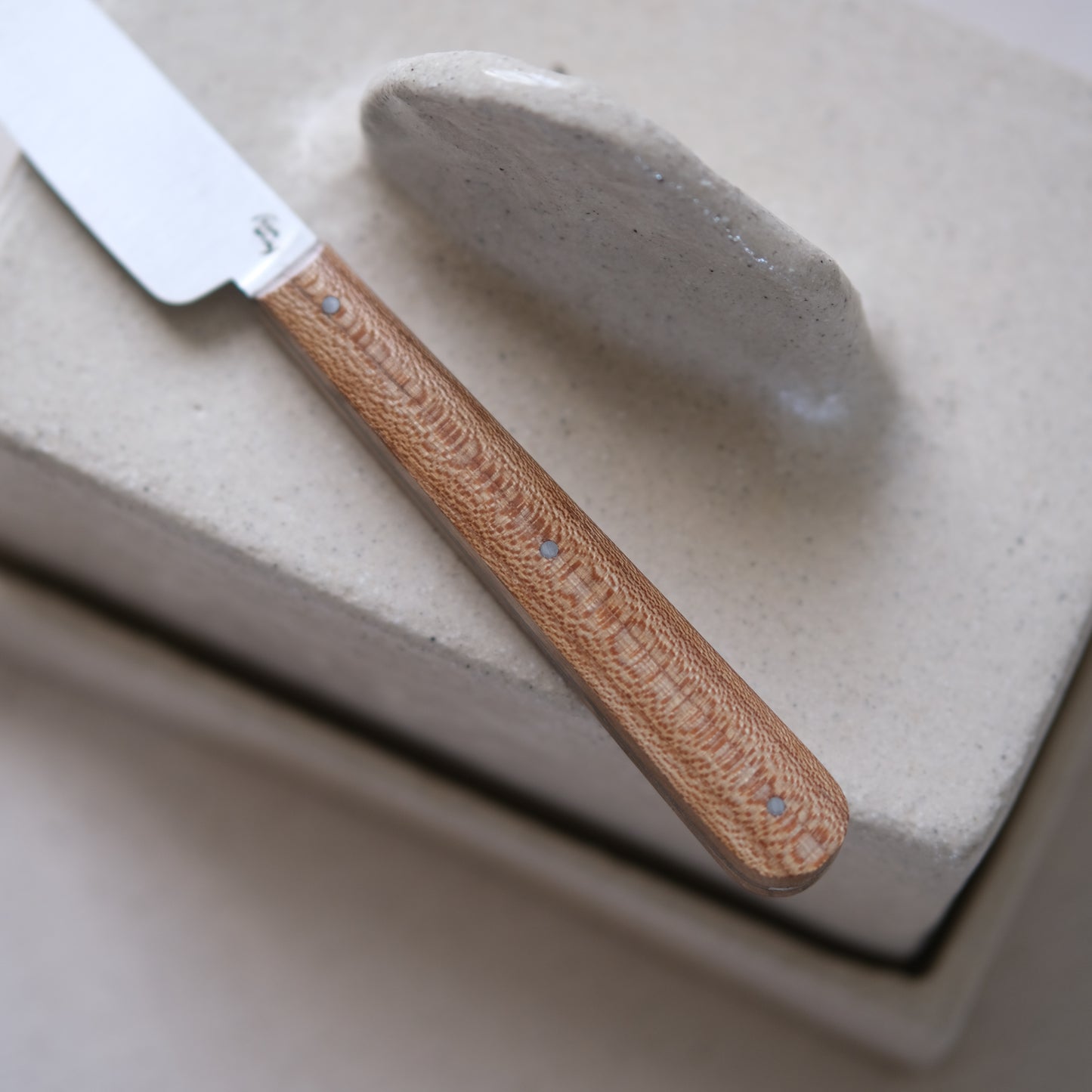 BOTO • COUTEAU À BEURRE PATANE