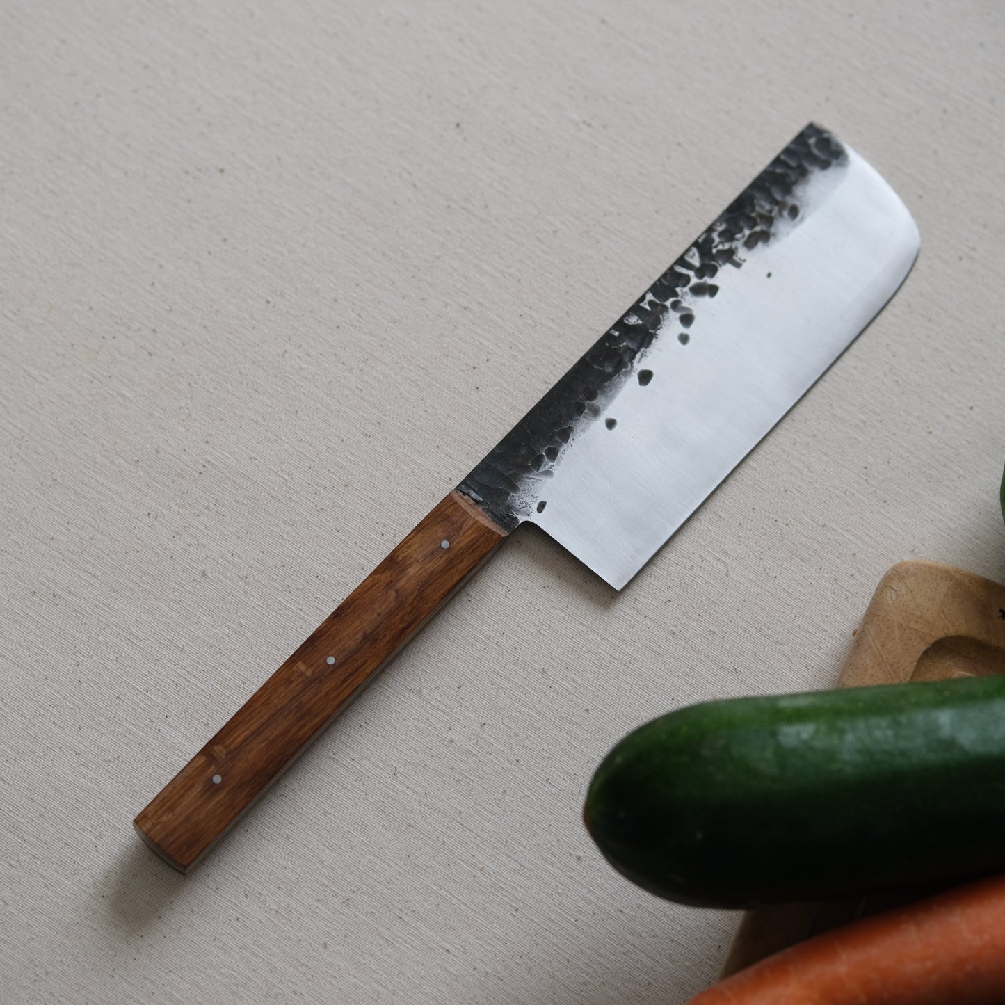 YACHE • COUTEAU DE CUISINE CHÊNE