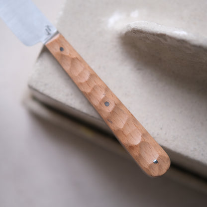 BOTO • COUTEAU À BEURRE HÊTRE TEXTURÉ