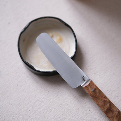 BOTO • COUTEAU À BEURRE PLATANE TEXTURÉ