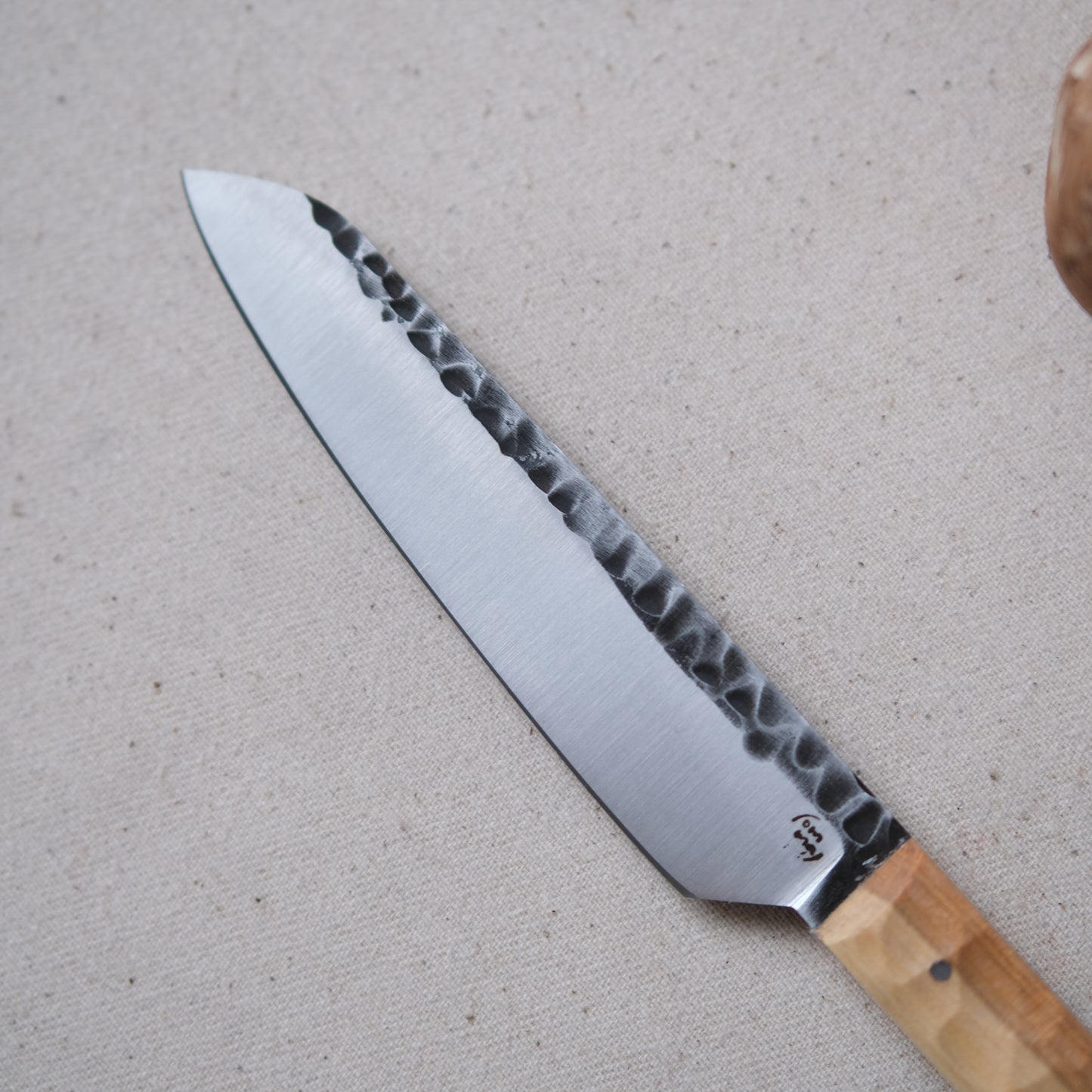 YOLISA MINI • COUTEAU D'OFFICE MÛRIER TEXTURÉ