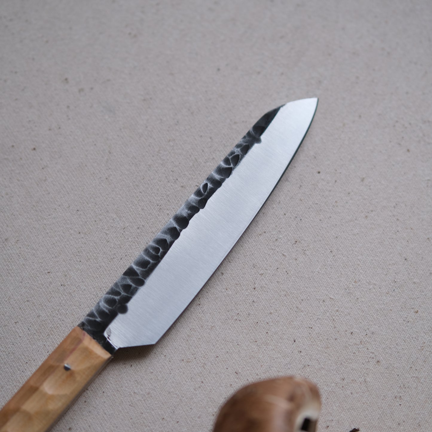 YOLISA MINI • COUTEAU D'OFFICE MÛRIER TEXTURÉ