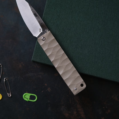 YOBO • COUTEAU PLIANT BEIGE