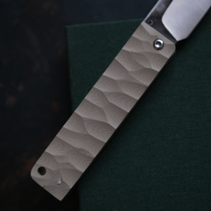 YOBO • COUTEAU PLIANT BEIGE