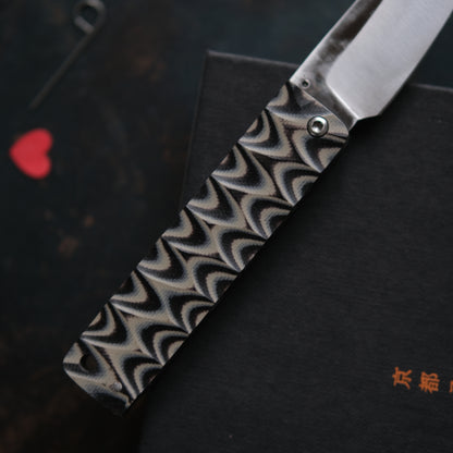 YOBO • COUTEAU PLIANT NOIR MARBRÉ BEIGE