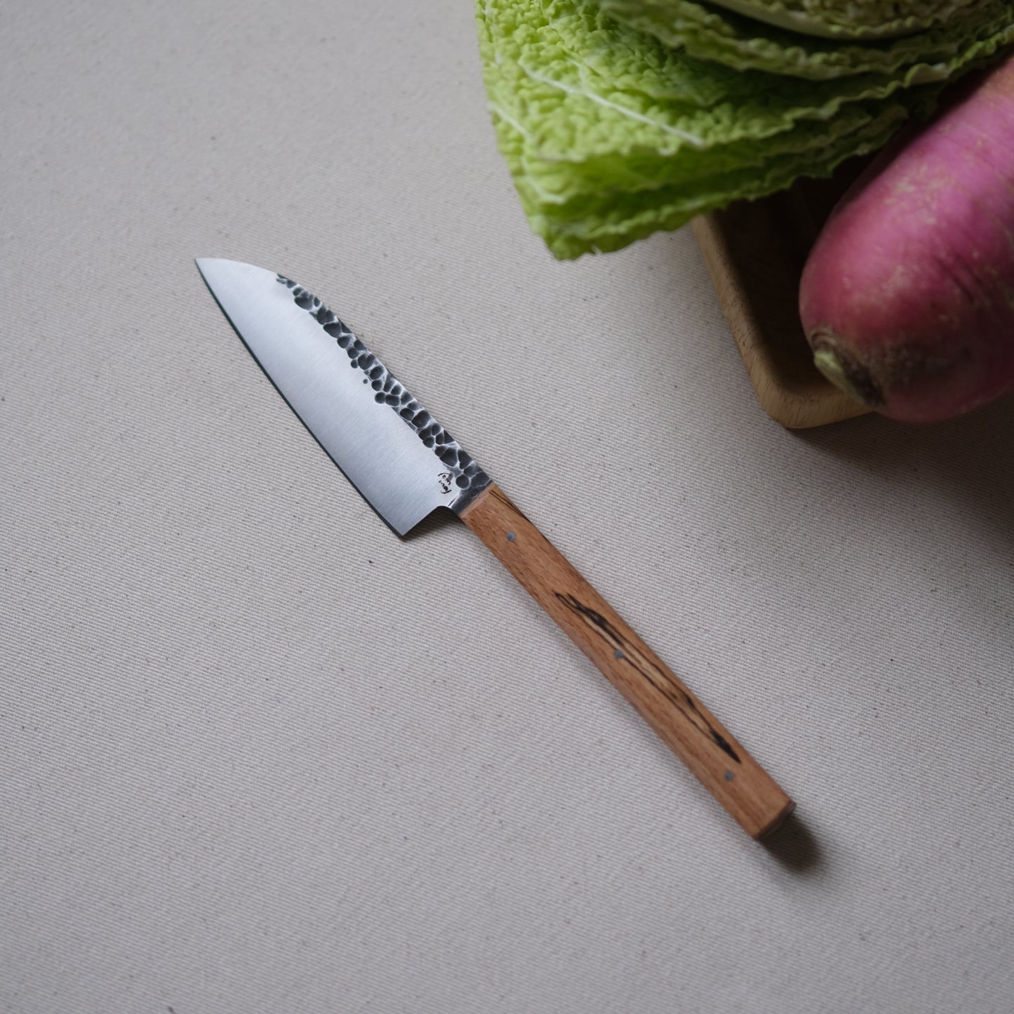 NALMADA MINI • COUTEAU D'OFFICE HÊTRE ÉCHAUFFÉ