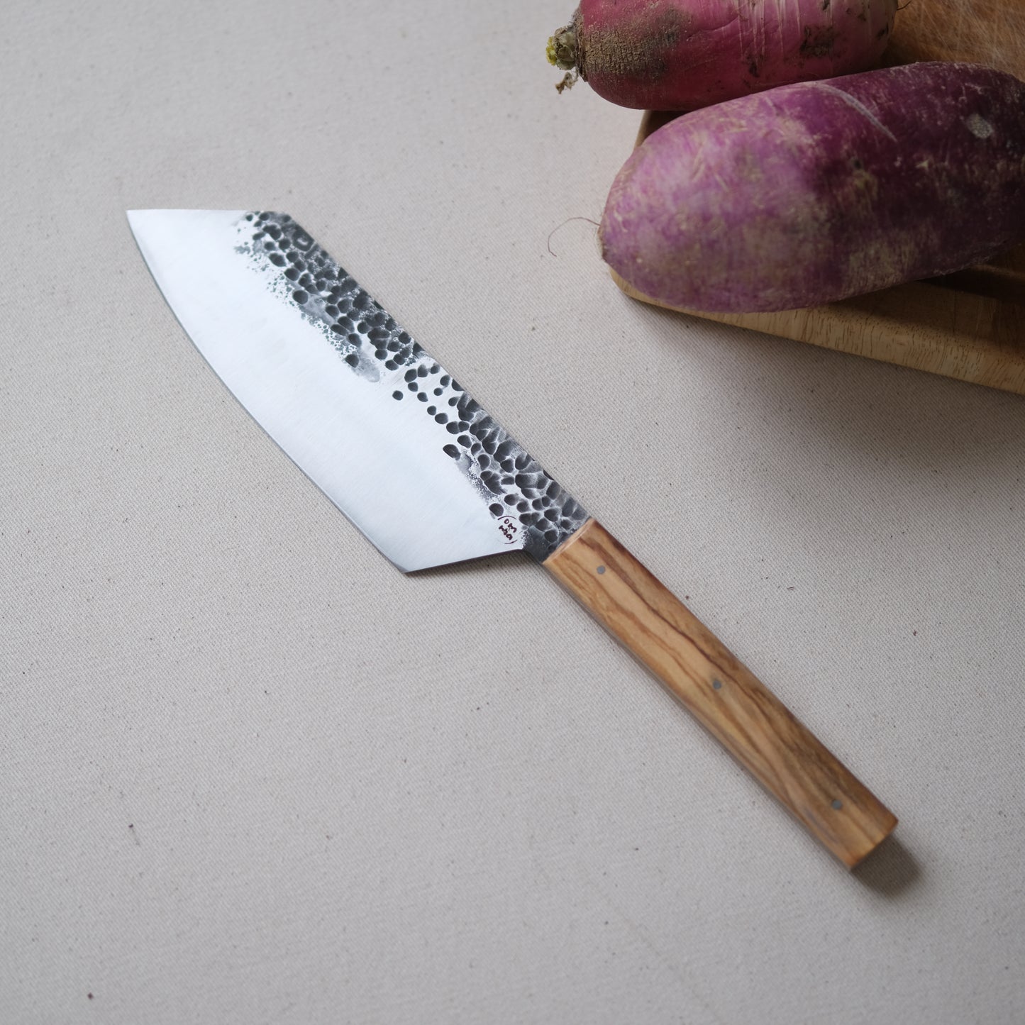 YOLISA • COUTEAU DE CHEF OLIVIER