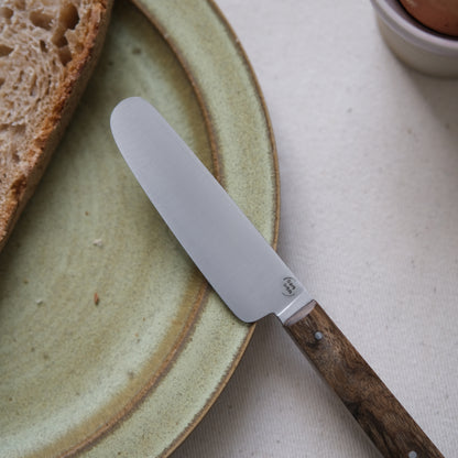 BOTO • COUTEAU À BEURRE NOYER