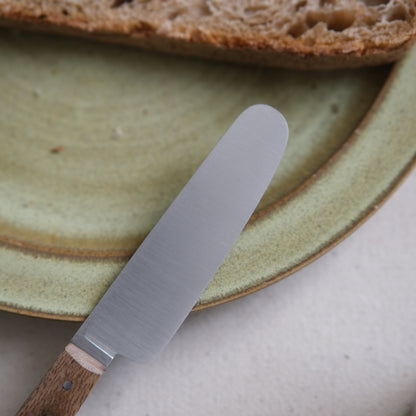 BOTO • COUTEAU À BEURRE NOYER