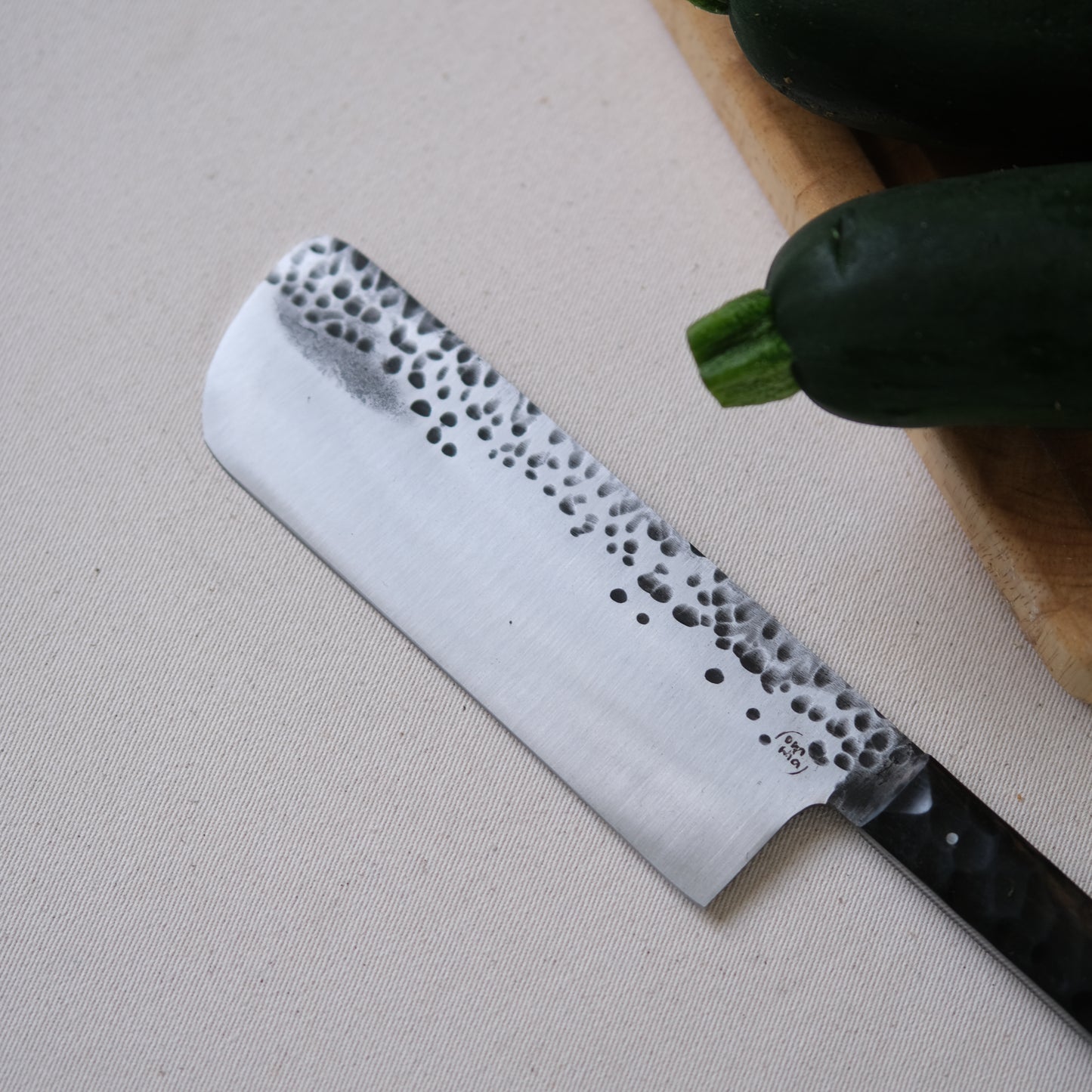 YACHE • COUTEAU DE CUISINE ÉBÈNE TEXTURÉ