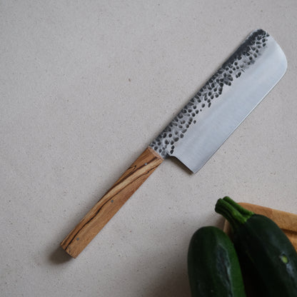 YACHE • COUTEAU DE CUISINE HÊTRE ÉCHAUFFÉ