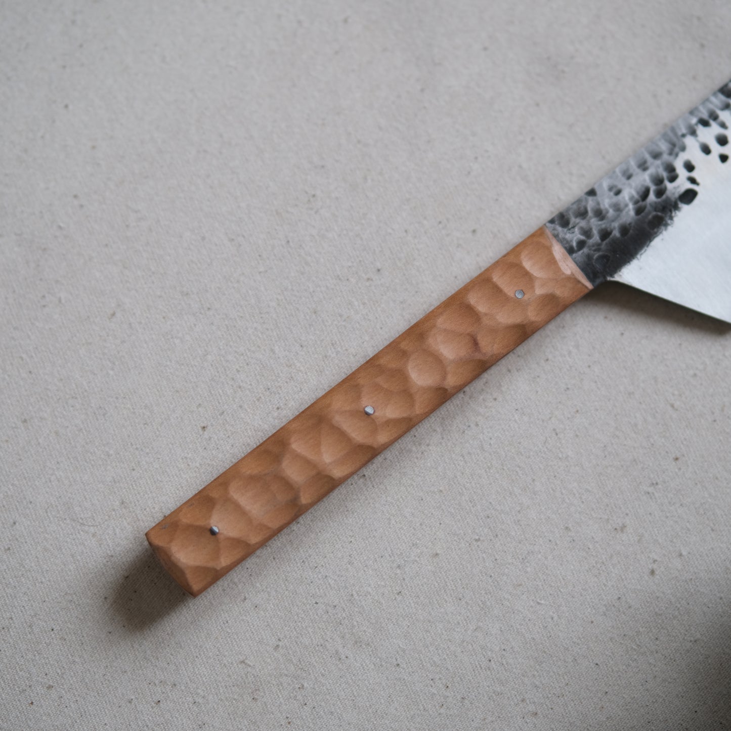 YOLISA • COUTEAU DE CHEF POIRIER TEXTURÉ
