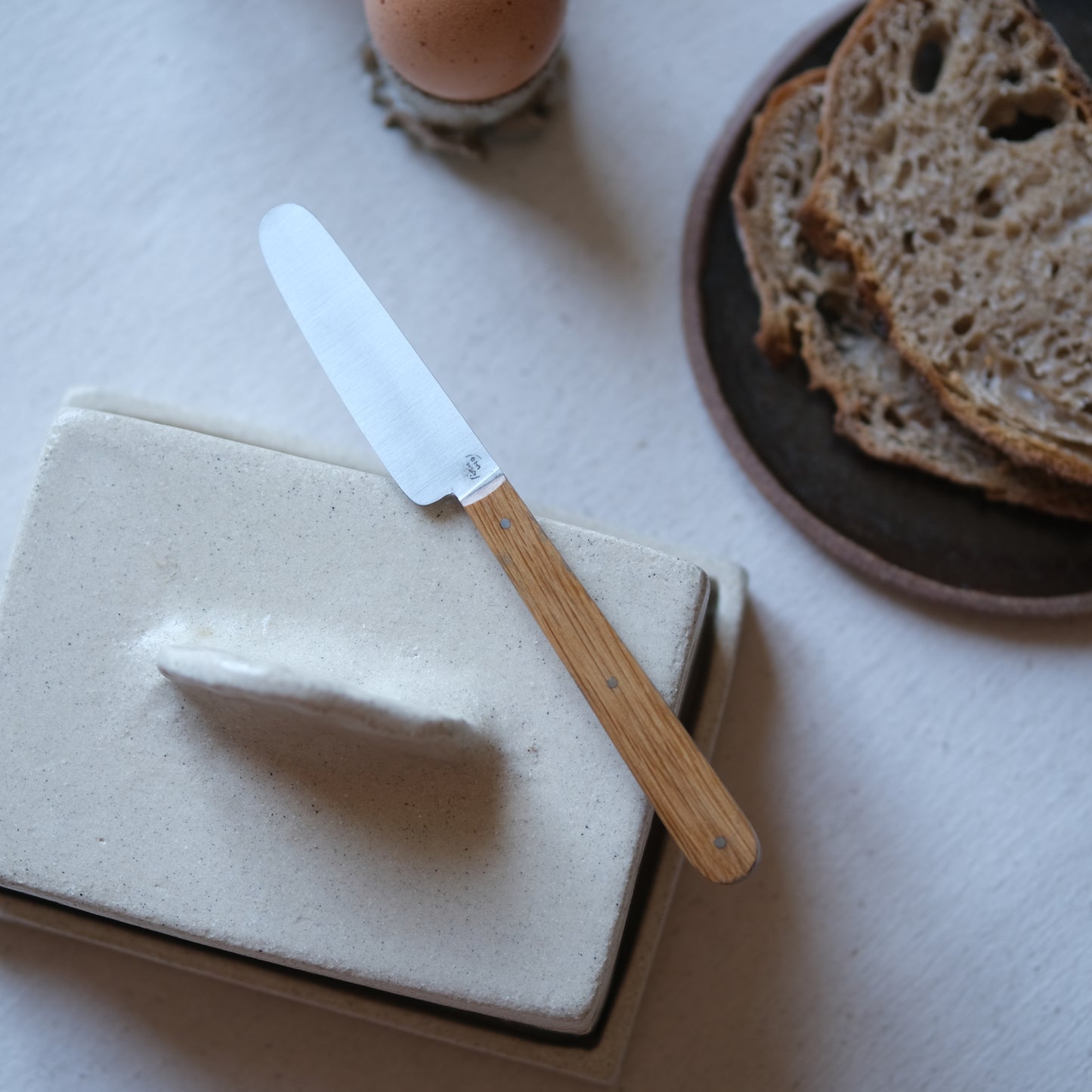 BOTO • COUTEAU À BEURRE CHÊNE