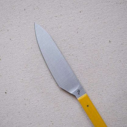 SIKSA • COUTEAUX DE TABLE MICARTA JAUNE [PRÉ-COMMANDE]