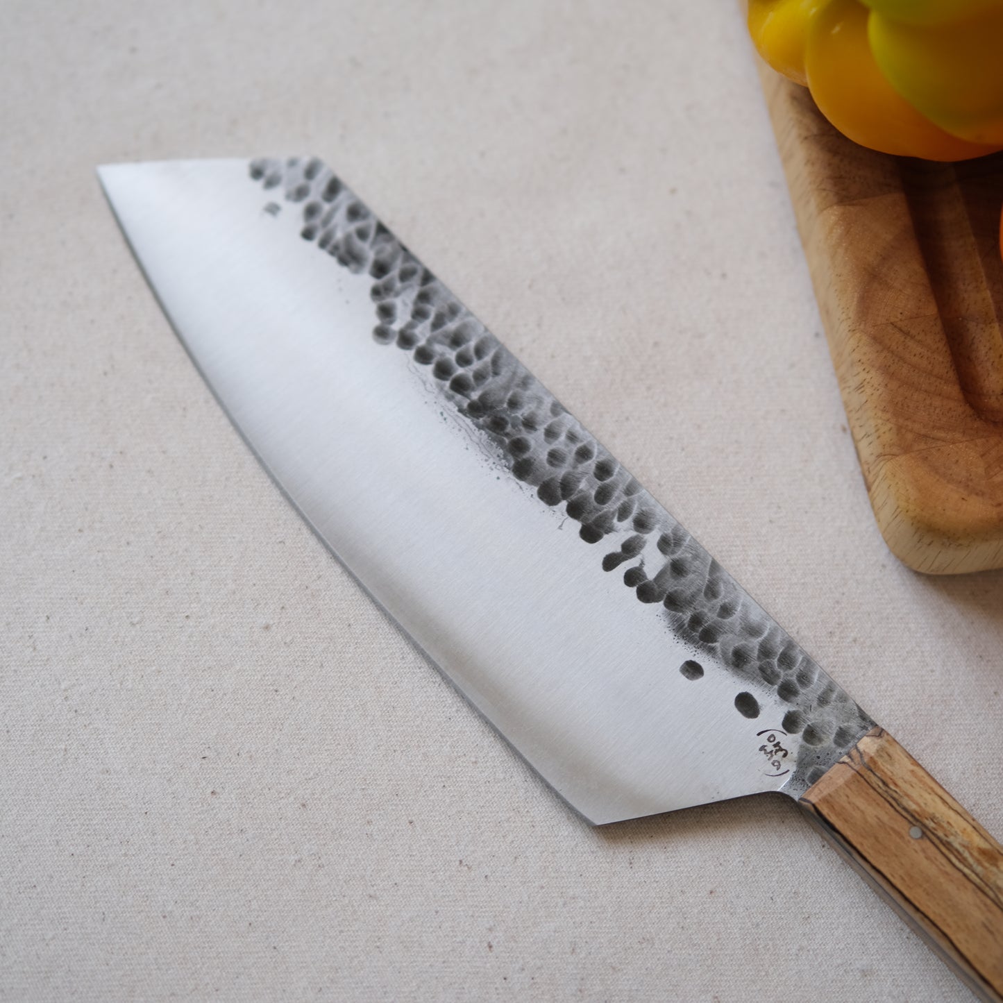YOLISA • COUTEAU DE CHEF HÊTRE ÉCHAUFFÉ
