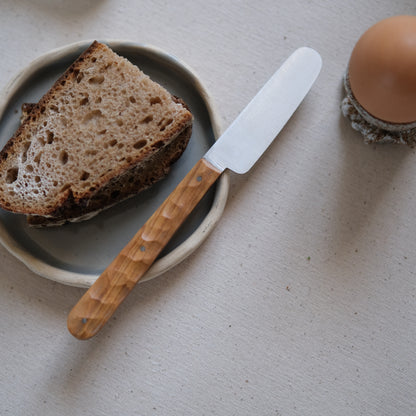 BOTO • COUTEAU À BEURRE OLIVIER TEXTURÉ