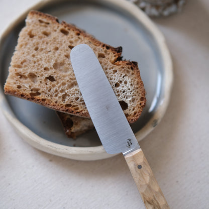 BOTO • COUTEAU À BEURRE HÊTRE TEXTURÉ