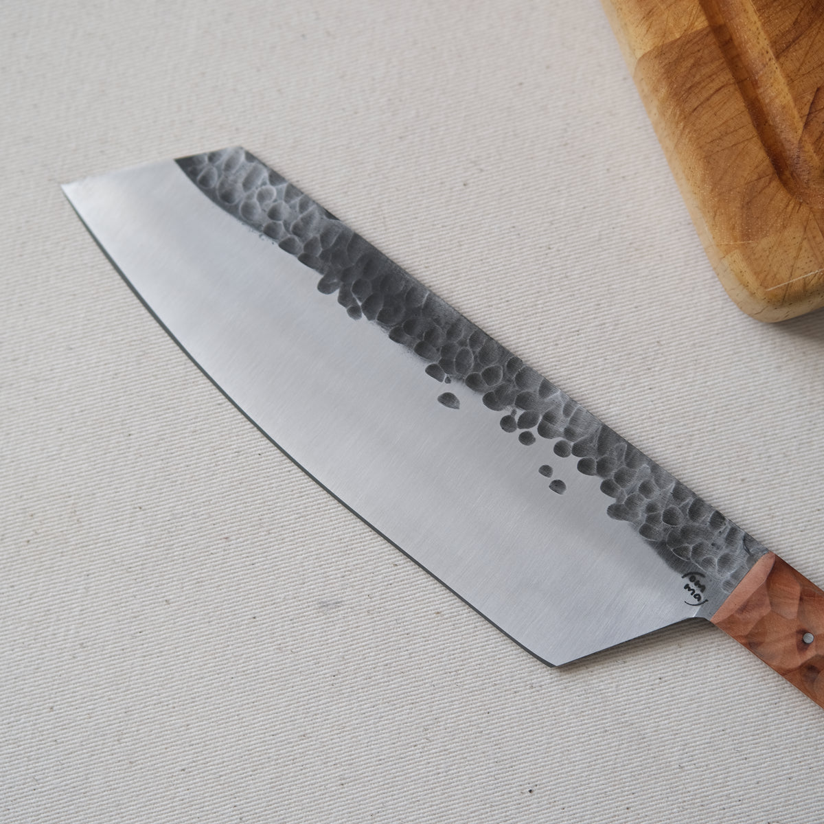 YOLISA • COUTEAU DE CHEF POIRIER TEXTURÉ