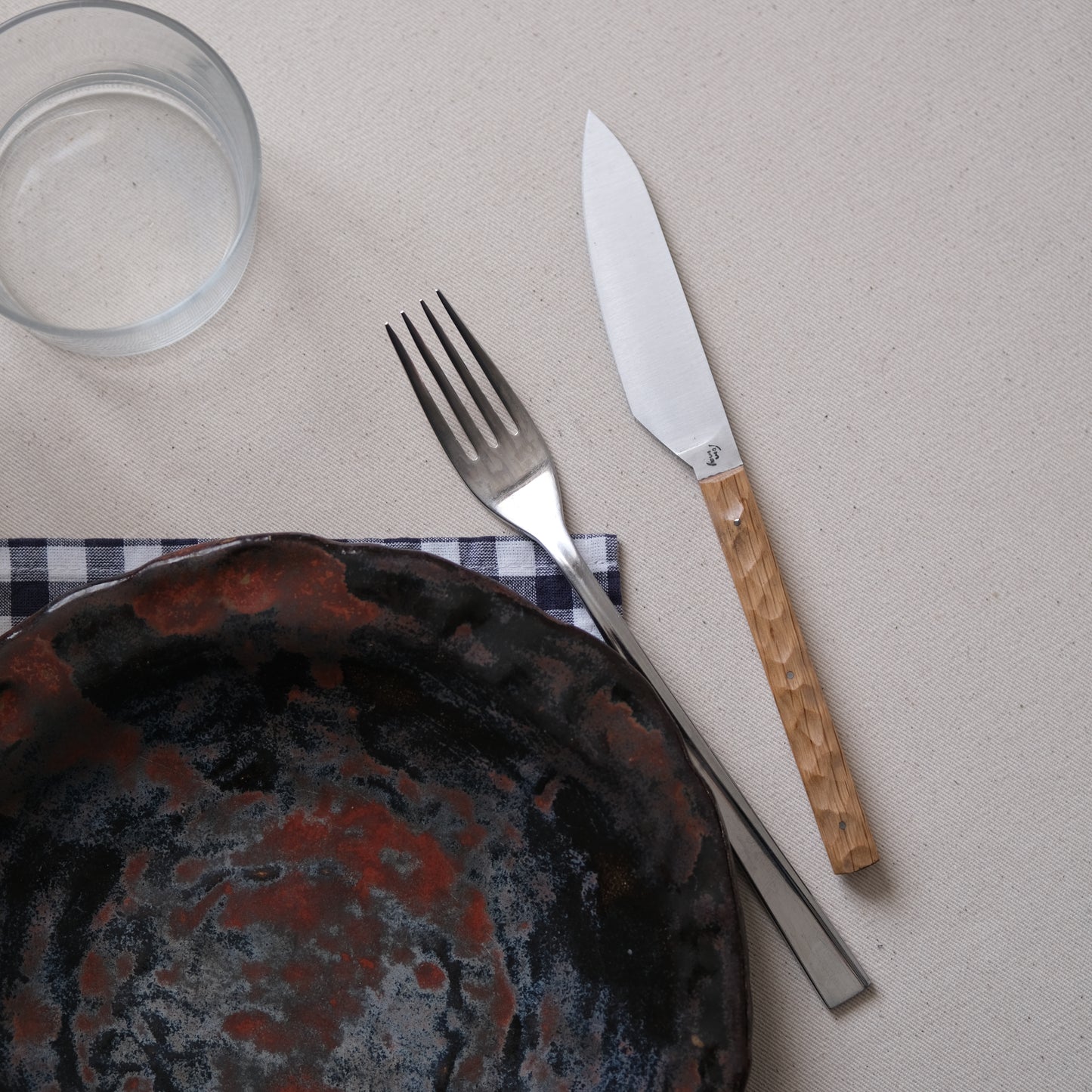 SIKSA • COUTEAU DE TABLE CHÊNE TEXTURÉ