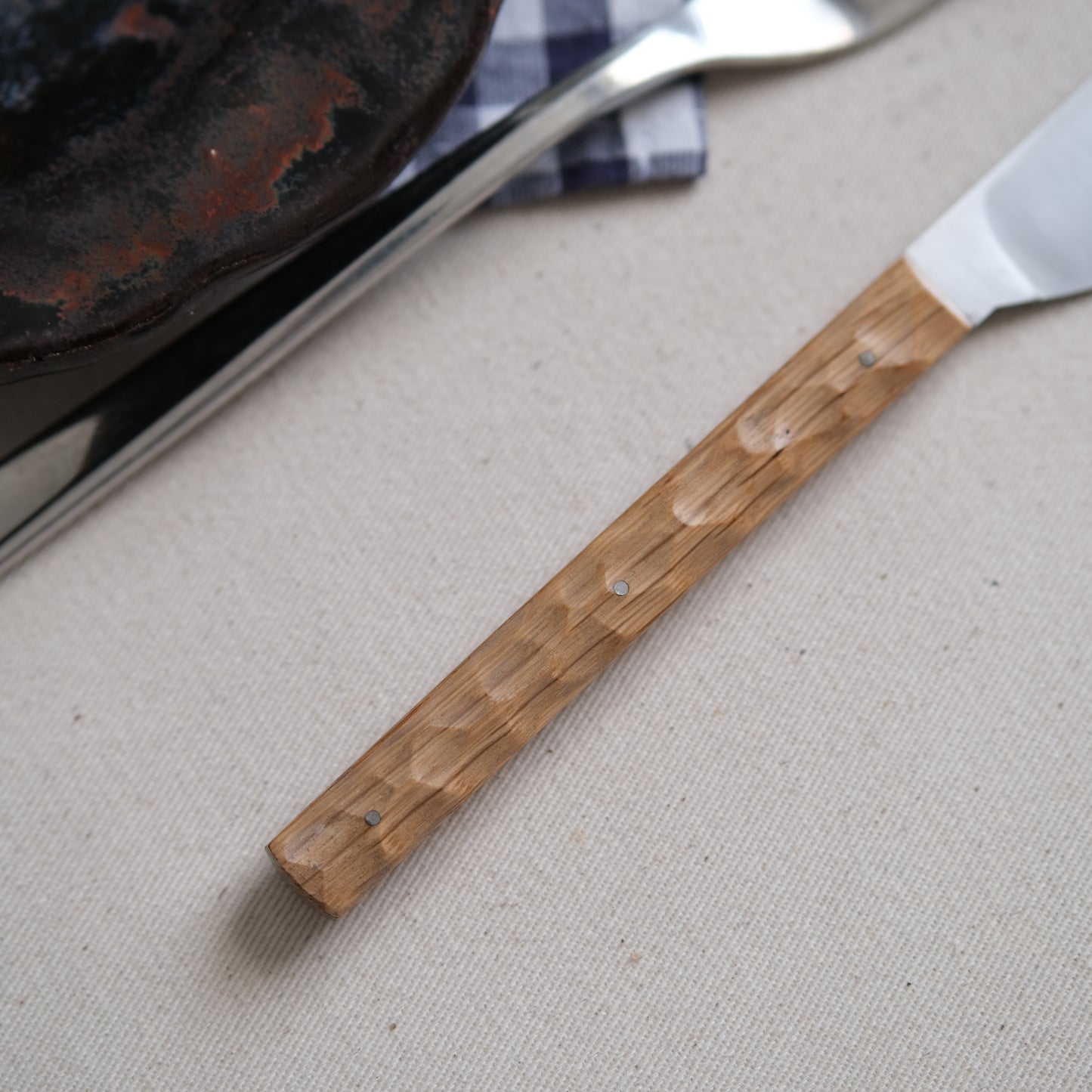 SIKSA • COUTEAU DE TABLE CHÊNE TEXTURÉ