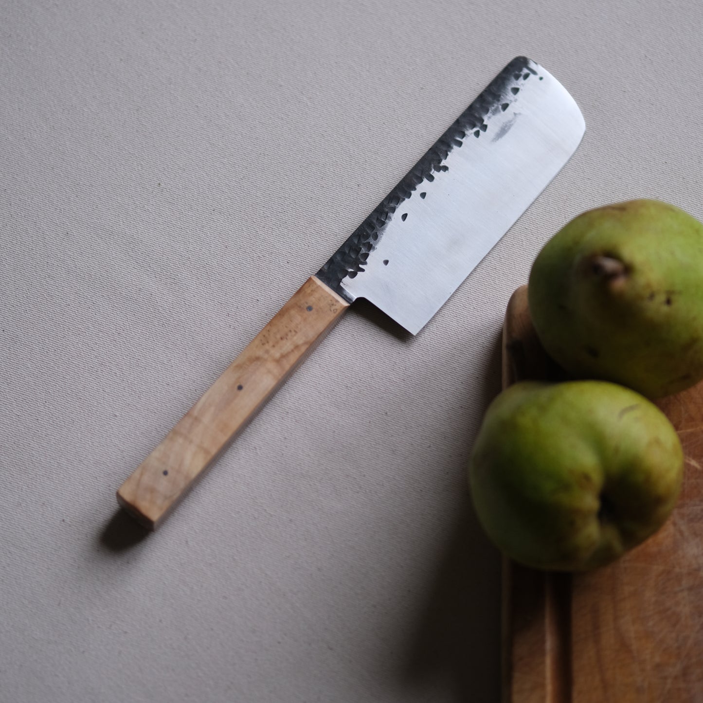 YACHE • COUTEAU DE CUISINE MARRONNIER ÉCHAUFFÉ