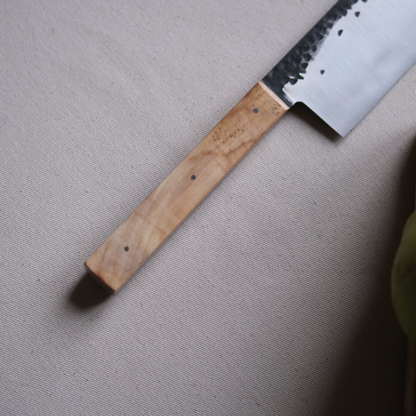 YACHE • COUTEAU DE CUISINE MARRONNIER ÉCHAUFFÉ