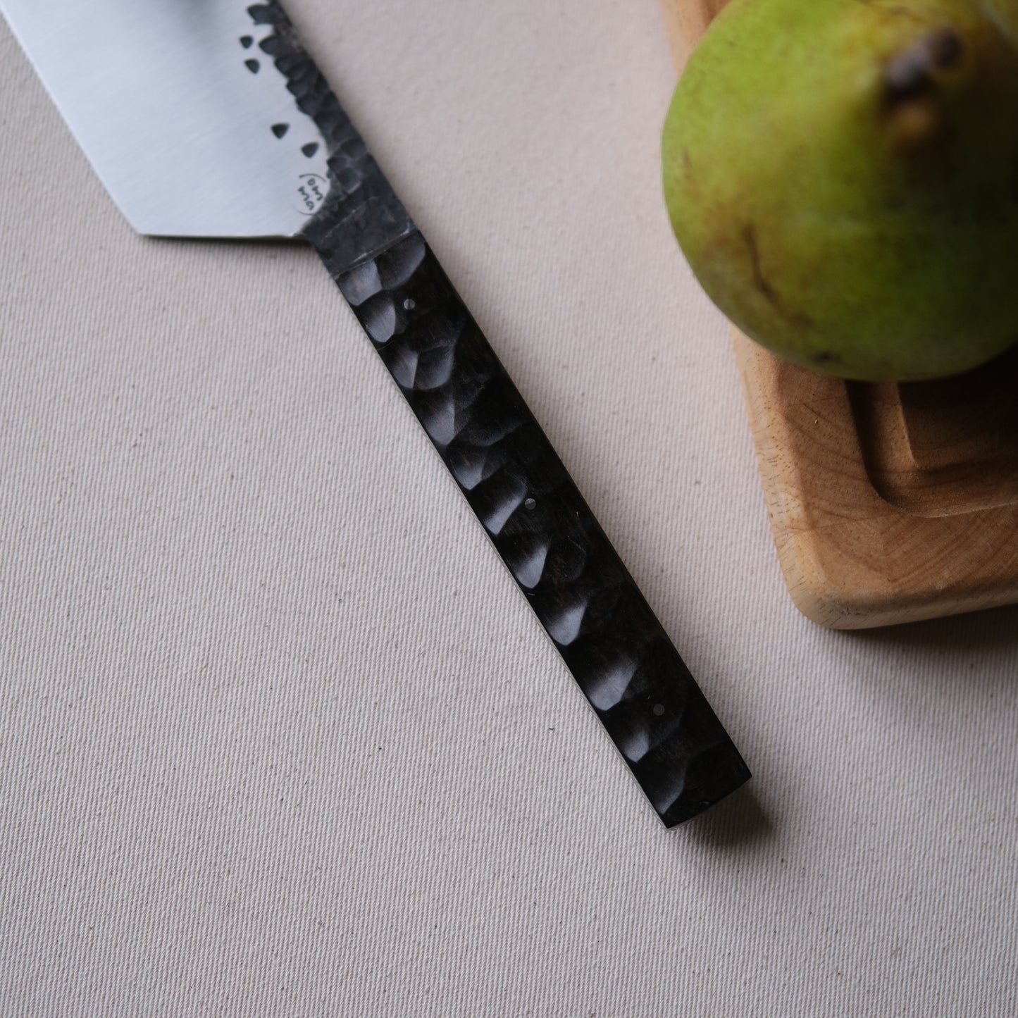 YOLISA • COUTEAU DE CHEF ÉBÈNE TEXTURÉ
