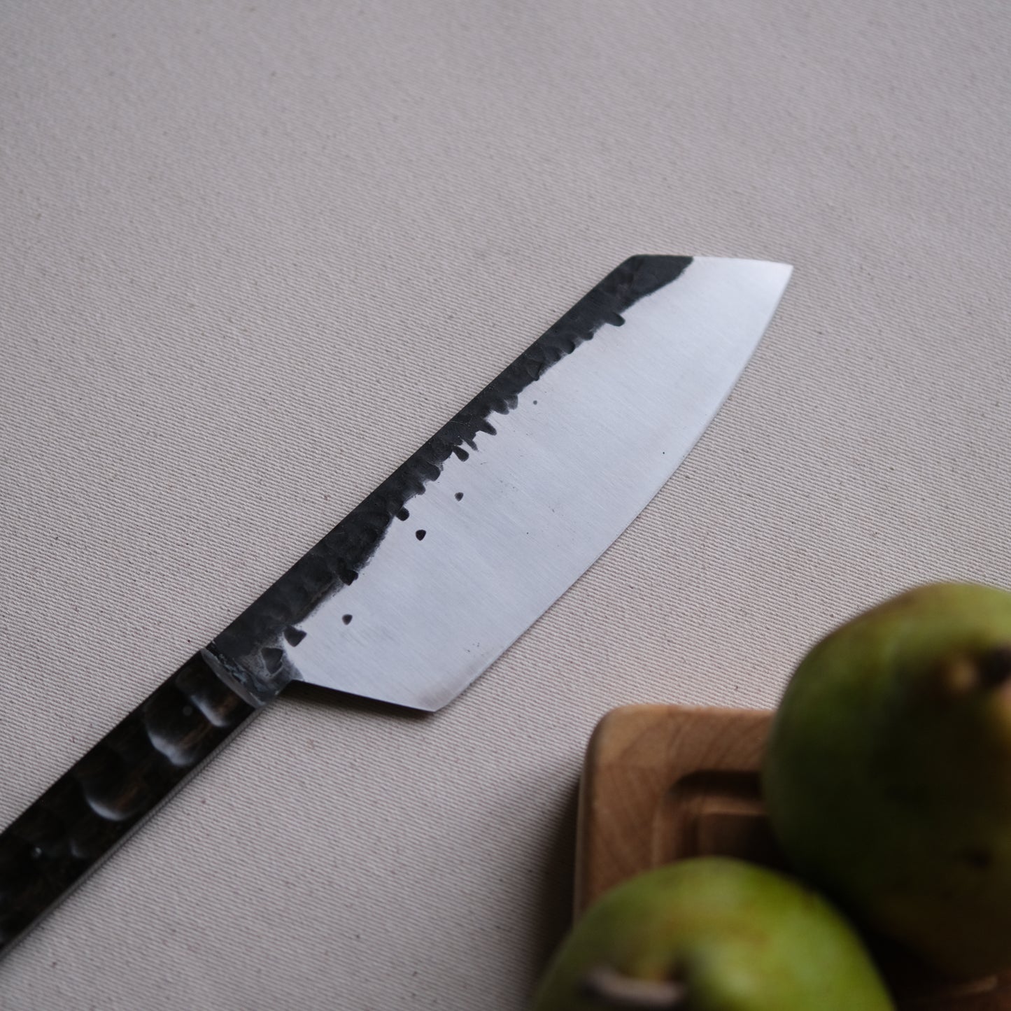 YOLISA • COUTEAU DE CHEF ÉBÈNE TEXTURÉ