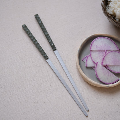 ONNI • BAGUETTES KAKI TEXTURÉES