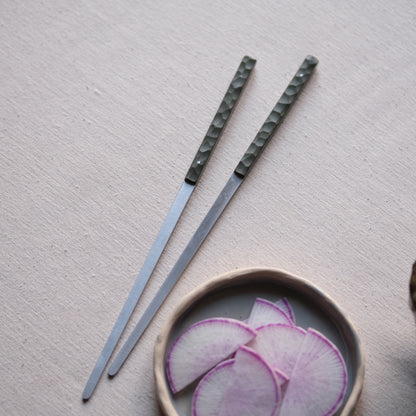 ONNI • BAGUETTES KAKI TEXTURÉES