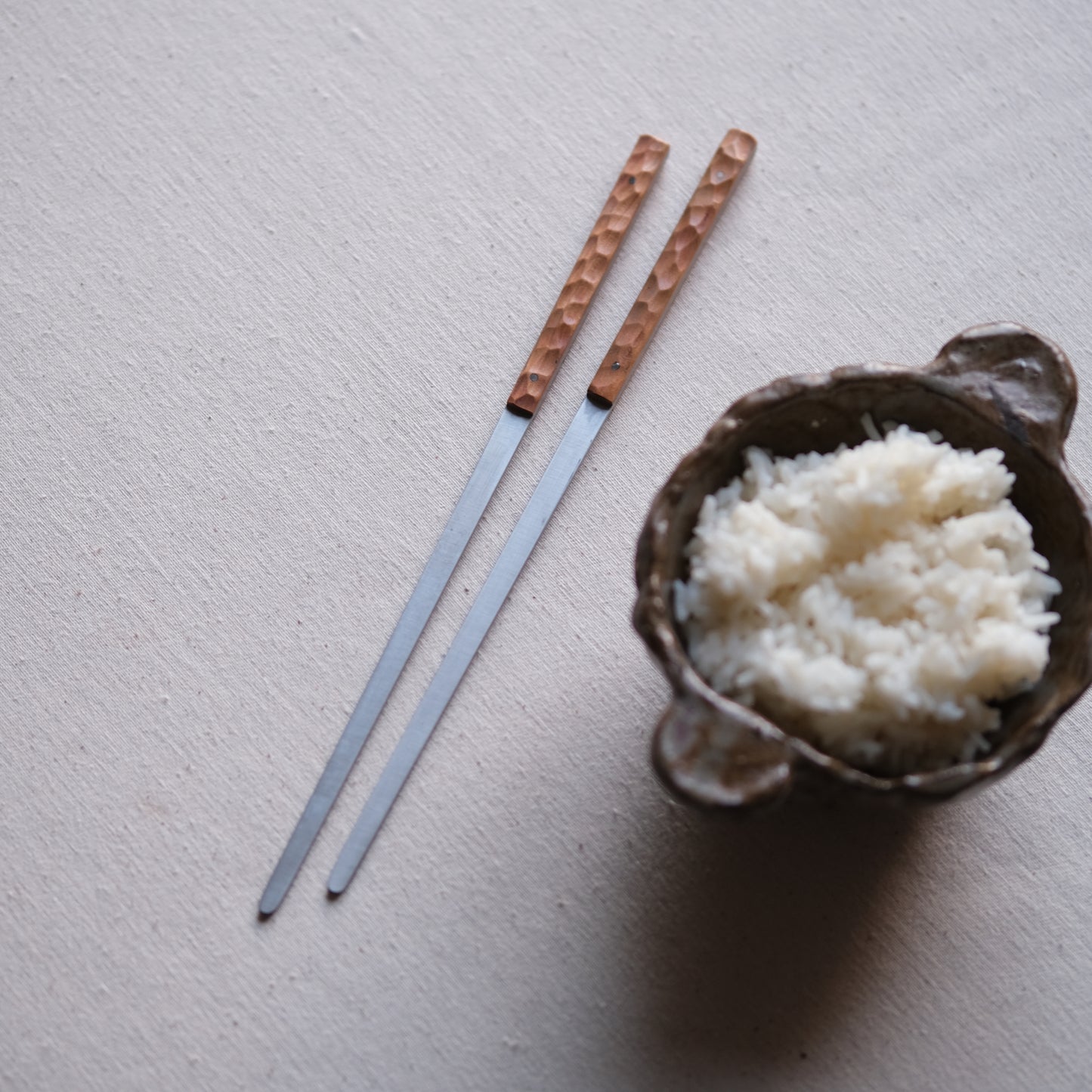 ONNI • BAGUETTES POIRIER TEXTURÉ