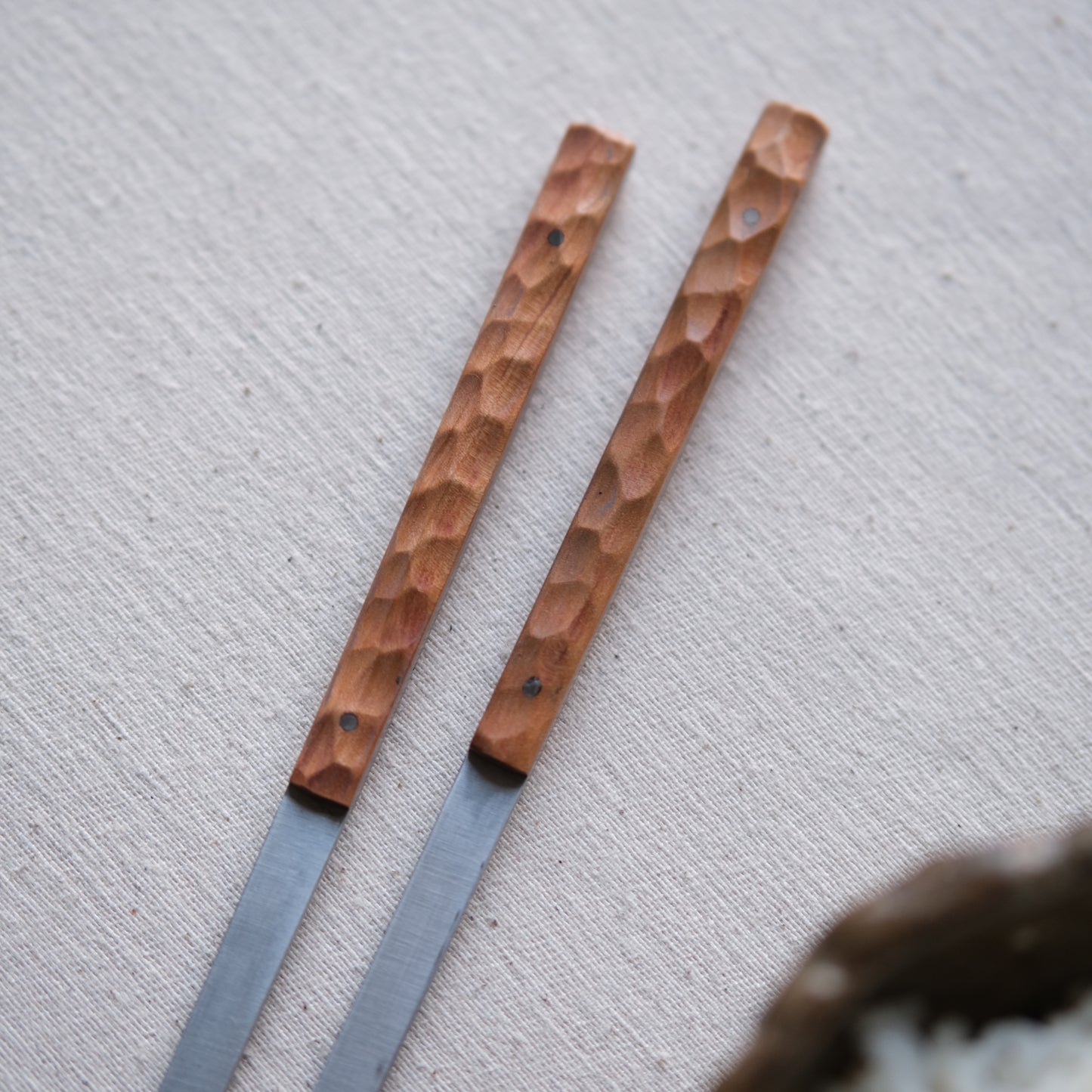 ONNI • BAGUETTES POIRIER TEXTURÉ