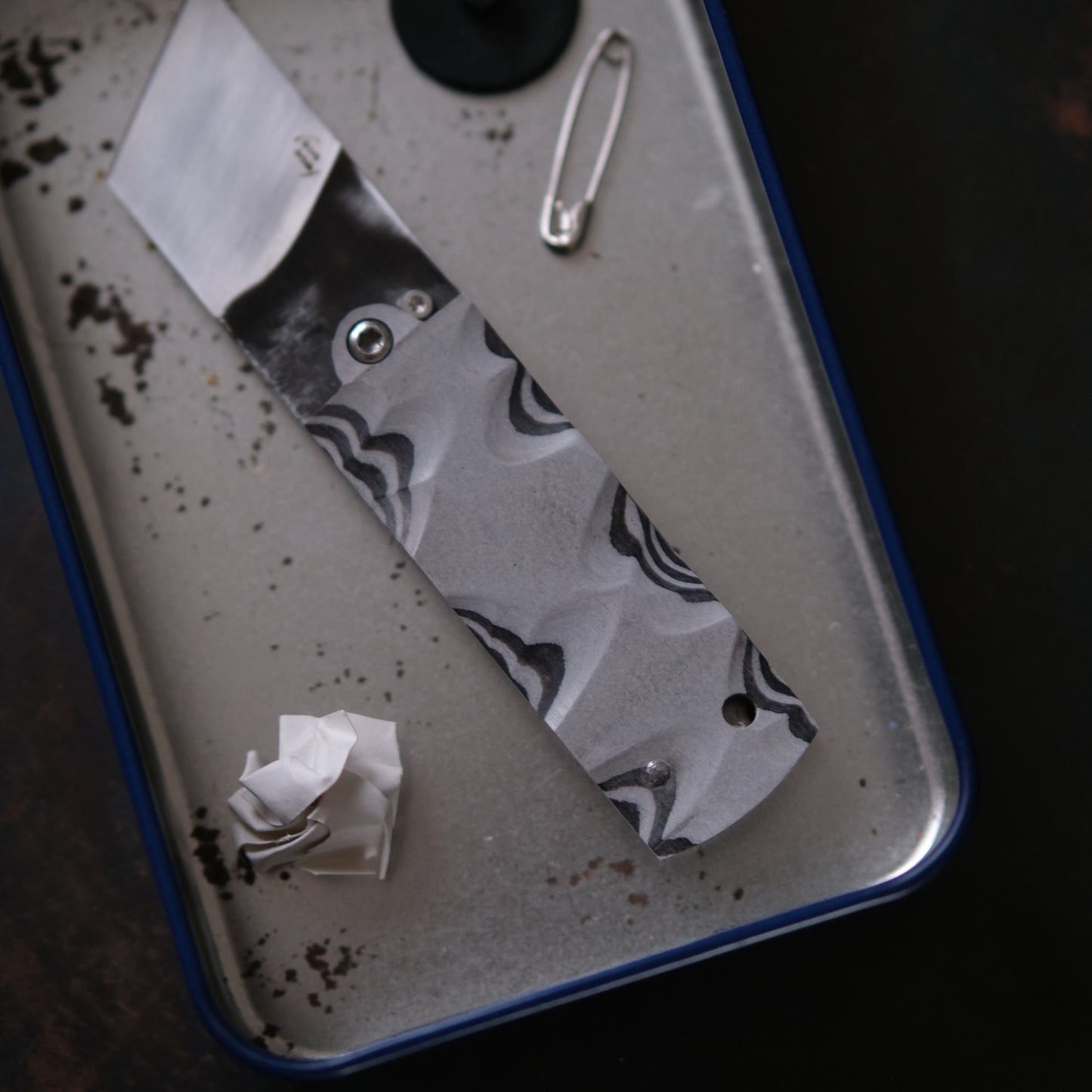 SUNBAE • CUTTER PLIANT ANTHRACITE & MARRON